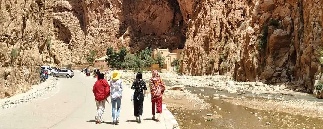Illustration for Hiking to the Todgha Gorges